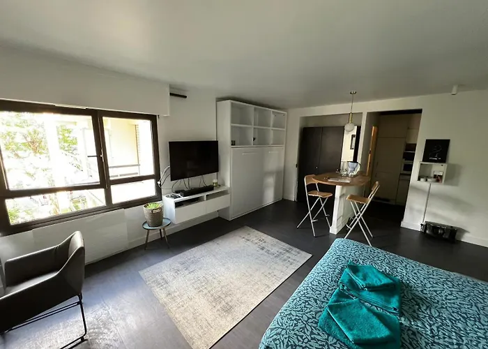 Appartement Calme A Bercy Non Loin De L\'Accor Arena