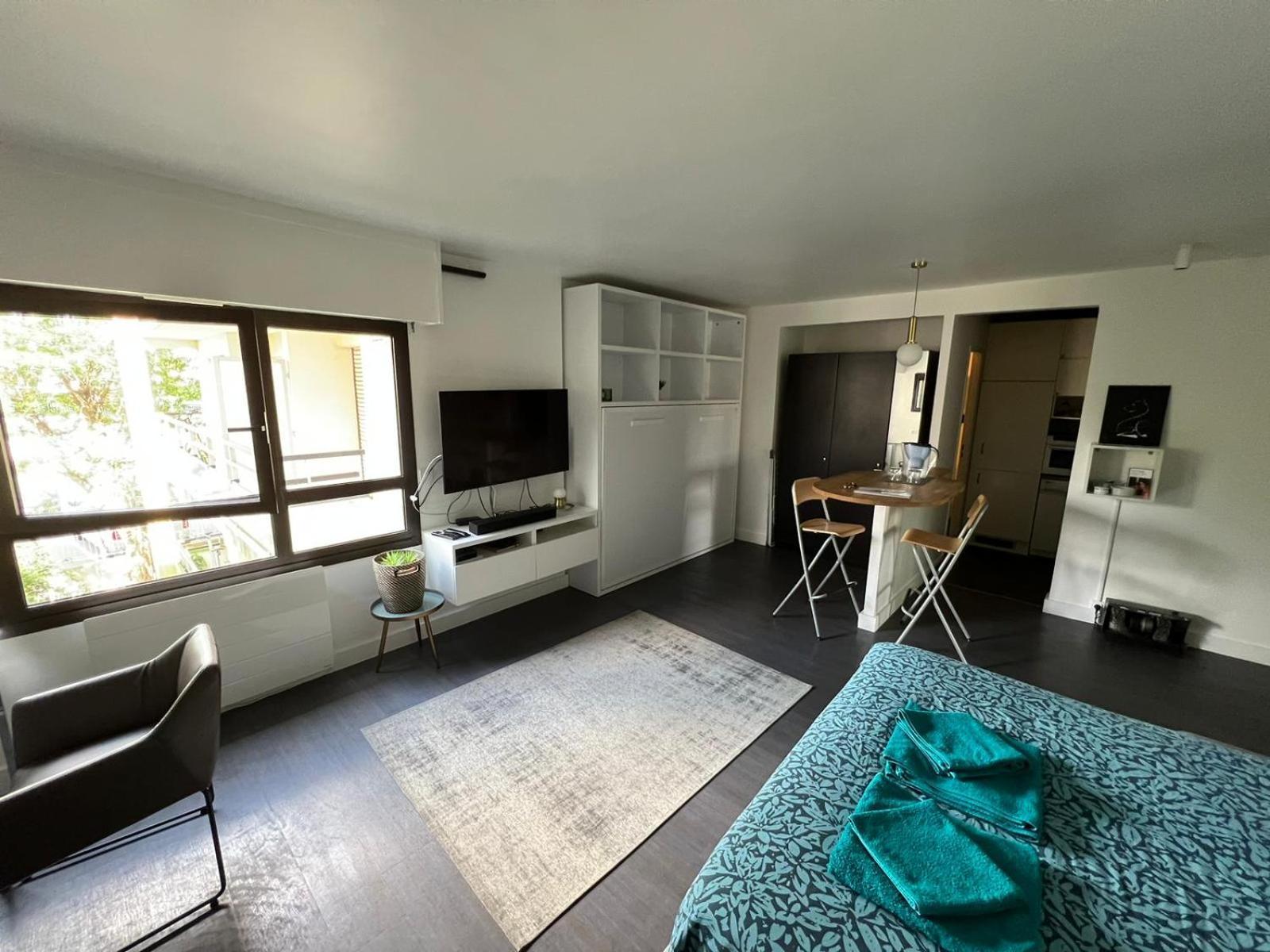 Apartment Calme A Bercy Non Loin De L'accor Arena